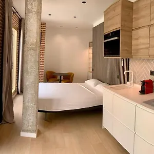 https://apt-ecopausa-beatas-studios.hotelsinnerja.org